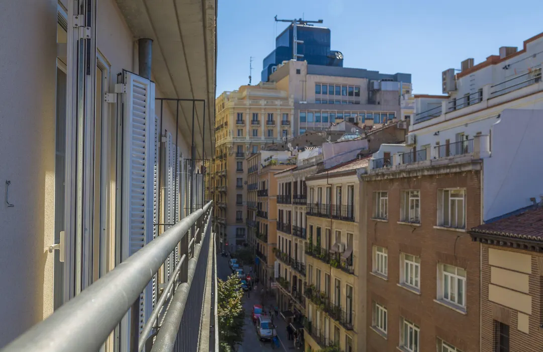 Tgh Gran Via Apartments-1